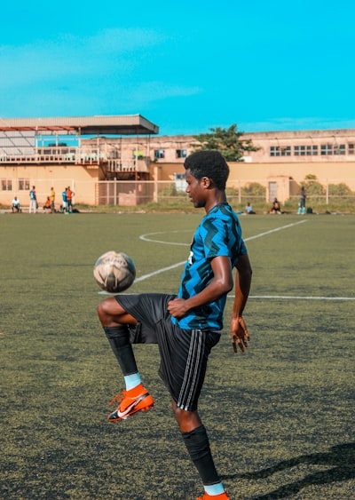 مواعيد مباريات الدوري الإنجليزي اليومجدول كامل للمباريات والمواعيد